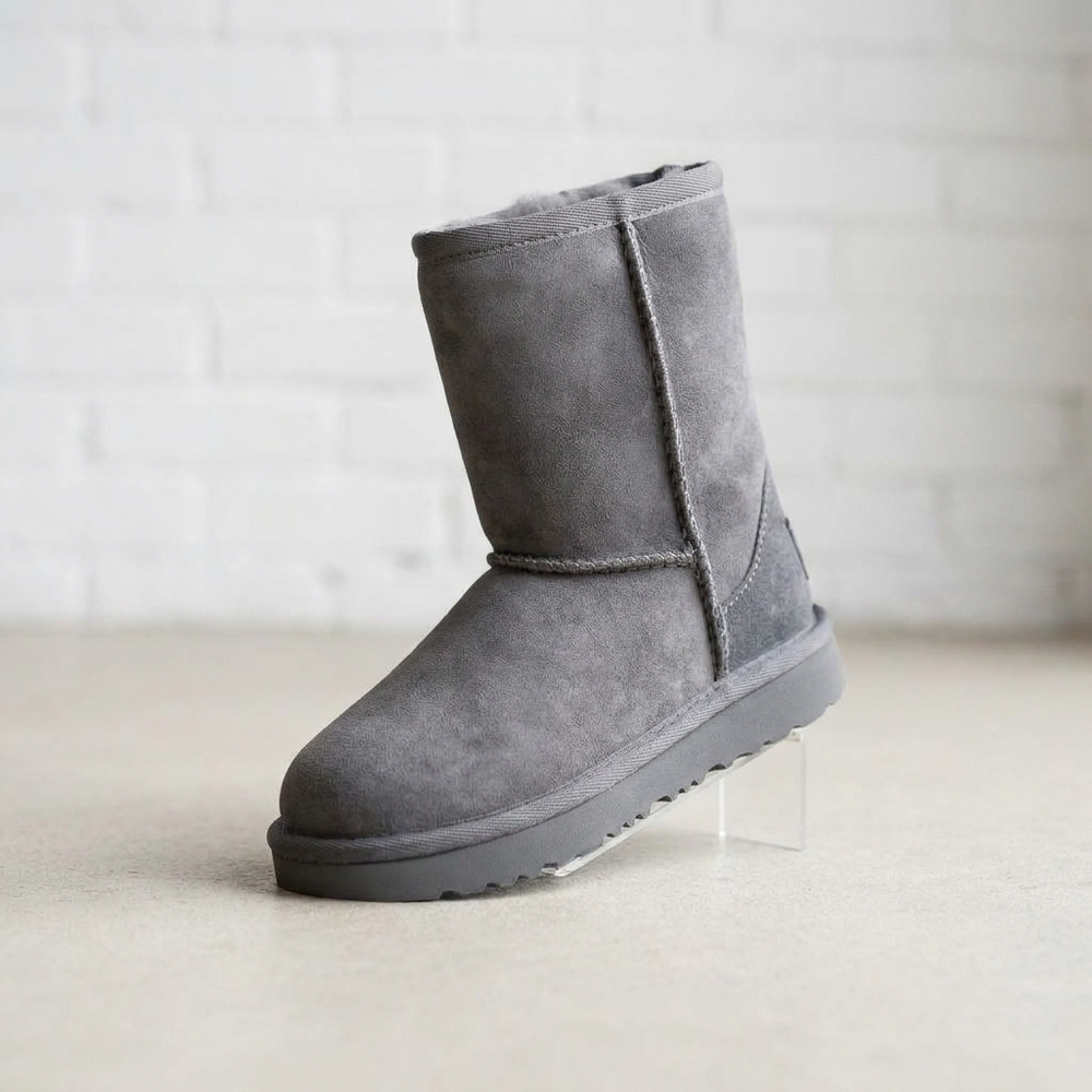 NEW UGG toddler classic ii boot in grey